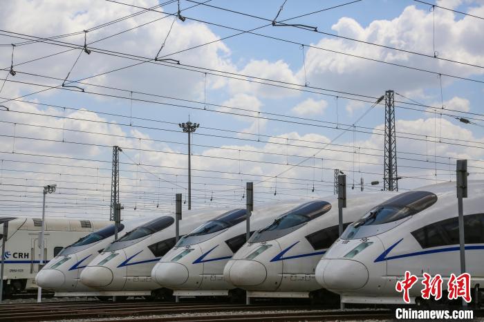 哈鐵管轄高鐵動(dòng)車組?！」F提供