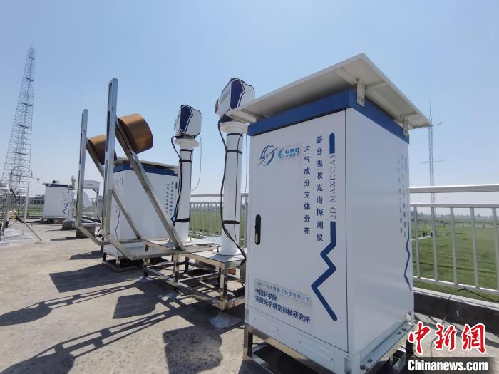 壽縣國(guó)家氣候觀象臺(tái)內(nèi)各種觀測(cè)設(shè)備?！侨?攝