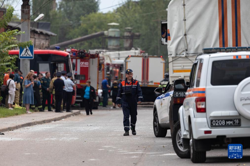 8月9日，在俄羅斯莫斯科州，救援人員在現(xiàn)場工作。