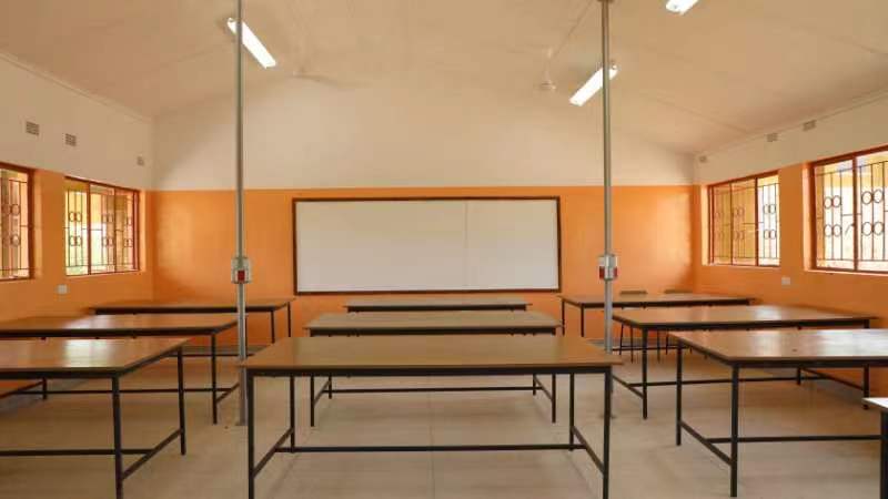 寬敞明亮的教室。主辦方供圖