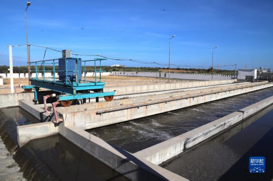 這是11月28日在突尼斯蘇塞市拍攝的中企承接建造的哈姆敦污水處理站一角。新華社記者 黃靈 攝
