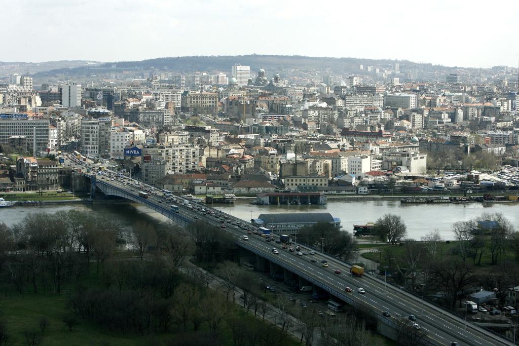 這是2015年3月30日拍攝的塞爾維亞首都貝爾格萊德老城區(qū)。貝爾格萊德是塞爾維亞的首都，坐落在薩瓦河和多瑙河的交匯處，是歐洲最古老的城市之一。新華社發(fā)（普雷德拉格·米洛薩夫列維奇攝）