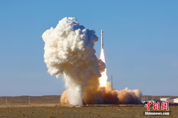 圖為發(fā)射現(xiàn)場。 王海霞 攝