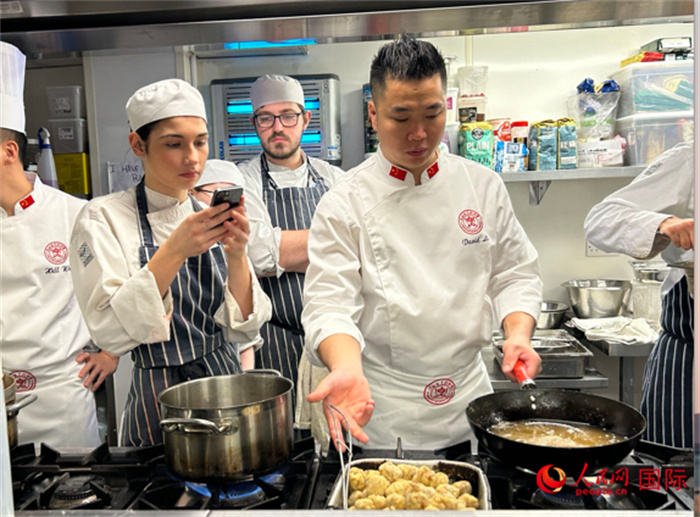 活動現(xiàn)場 。于果攝