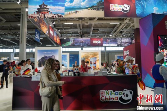  3月5日，2024年柏林國(guó)際旅游交易會(huì)(ITB)在柏林會(huì)展中心拉開(kāi)帷幕。以“你好！中國(guó)”為主題的中國(guó)展區(qū)當(dāng)日亮相展會(huì)。中新社記者 馬秀秀 攝