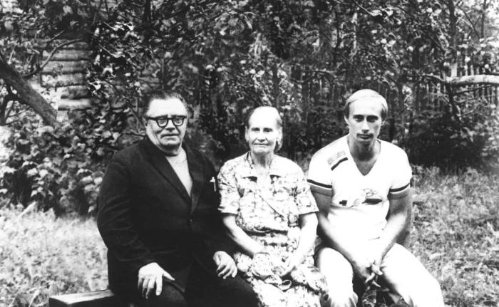 從圣彼得堡到莫斯科，普京從政大事記：下一個(gè)六年怎么走？