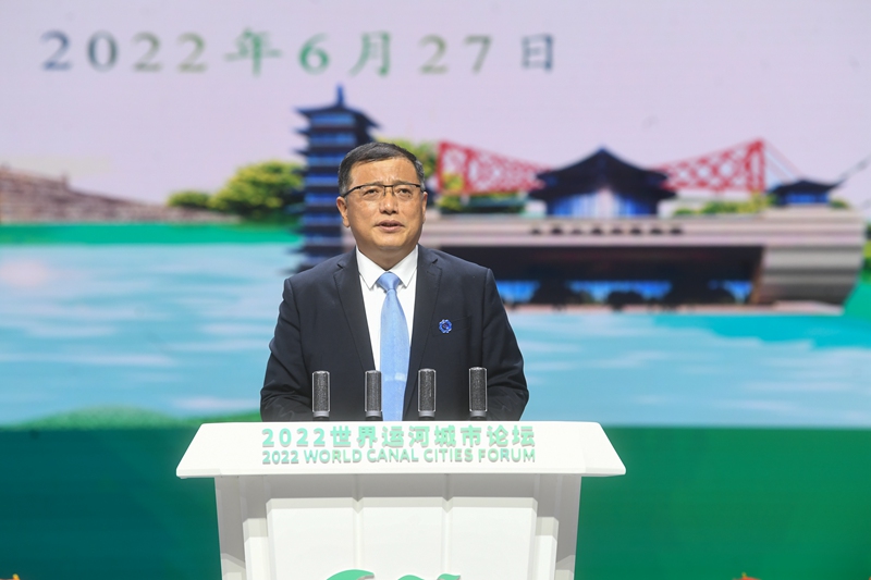 揚(yáng)州市委常委、常務(wù)副市長(zhǎng)陳鍇竑作推介發(fā)言。邵丹攝