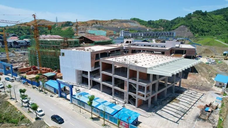 正在建設中的土家織錦文化創(chuàng)意園 全?，摂z