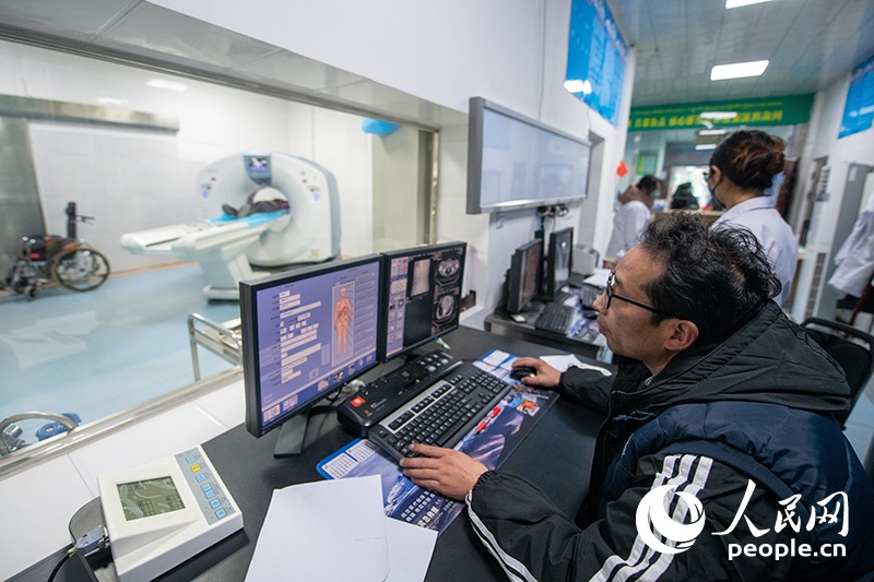 震中日記｜“謝謝，曼巴啦！”