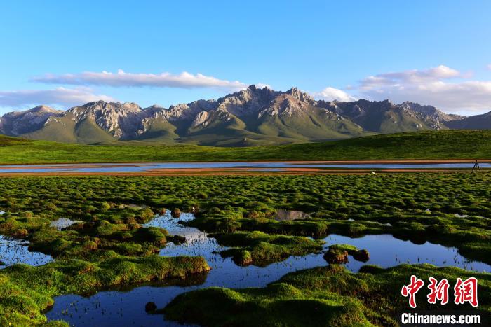 資料圖為三江源腹地果洛州美景如畫?！」逯菸麄鞑抗﹫D