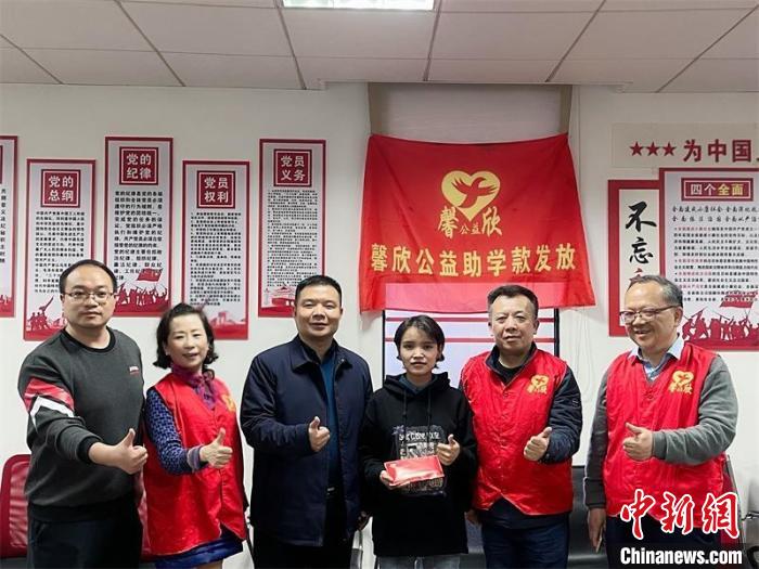 在湘求學(xué)的西藏女孩：“我淋過(guò)雨，也想努力為別人撐把傘”