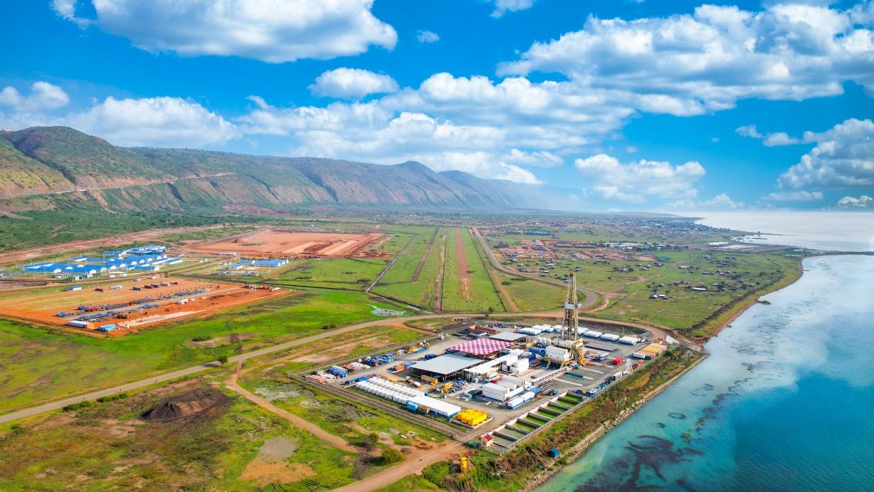 翠鳥油田開發(fā)項目現(xiàn)場航拍圖。田雨攝