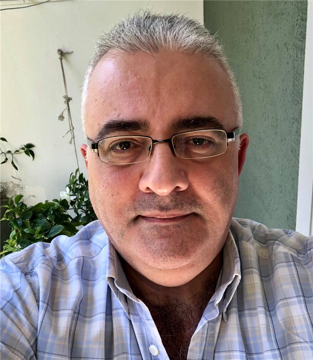 阿亞斯自拍照。受訪者供圖