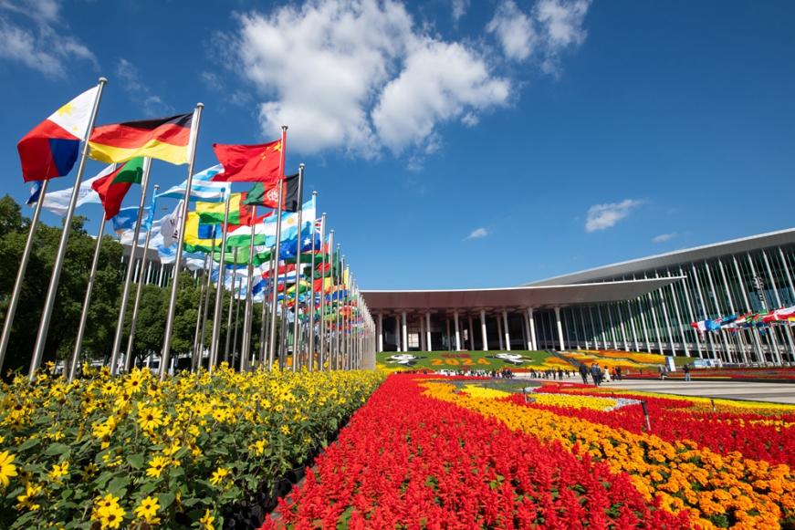 第七屆中國(guó)國(guó)際進(jìn)口博覽會(huì)會(huì)場(chǎng)。人民網(wǎng)記者 翁奇羽攝