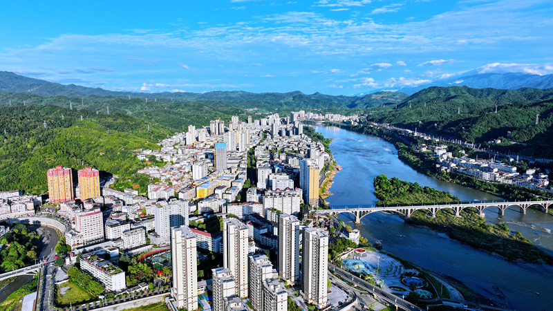 石泉縣入選全國(guó)美麗鄉(xiāng)村先行區(qū)。石泉縣委宣傳部供圖