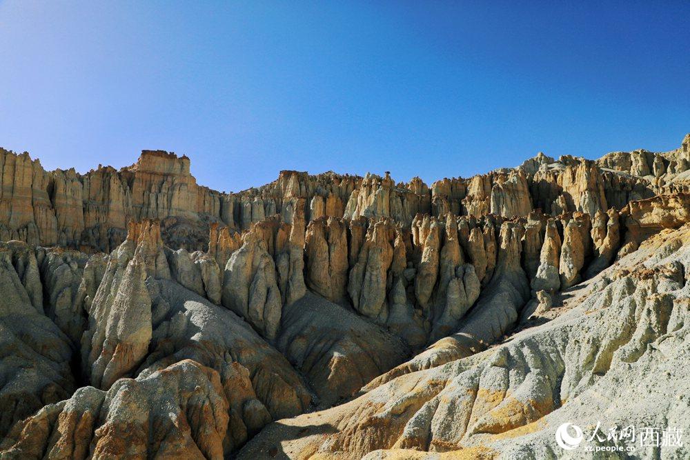 札達土林。人民網 李海霞攝