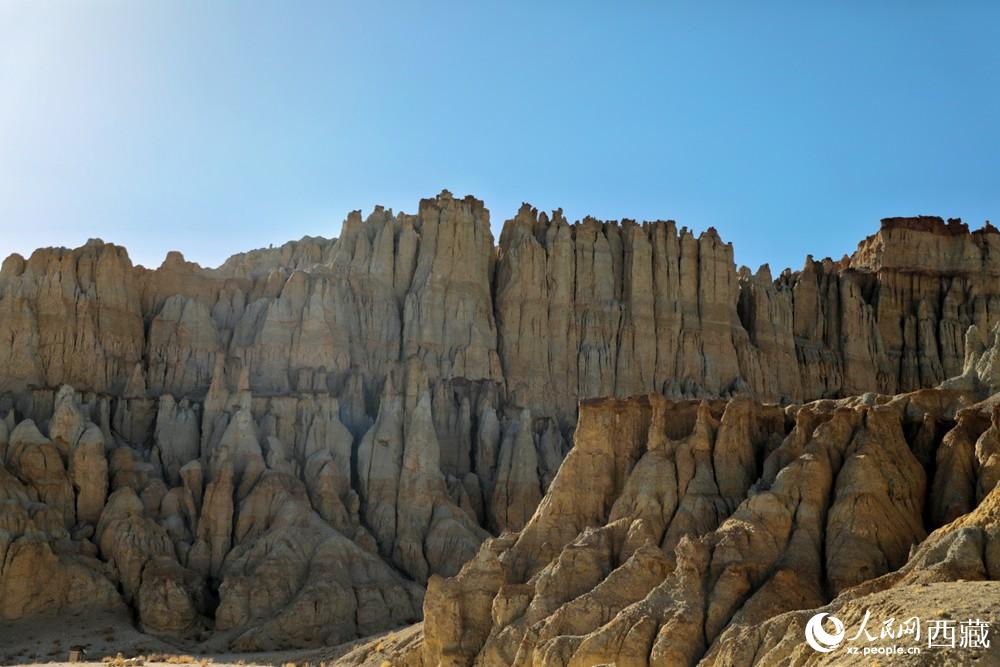 札達土林。人民網 李海霞攝