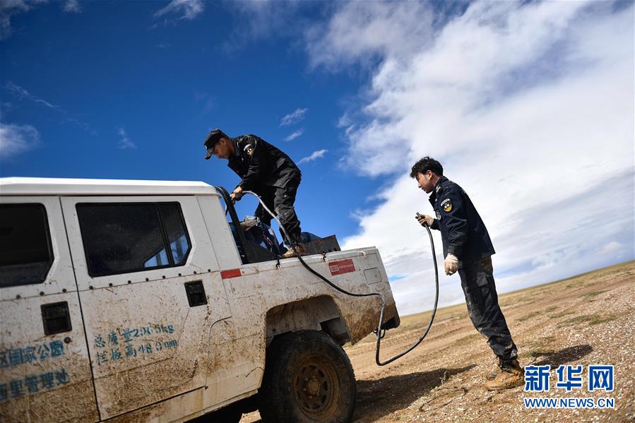 （圖文互動）（6）記者手記：可可西里，“挪”向“藏羚羊大產(chǎn)房”的14個半小時