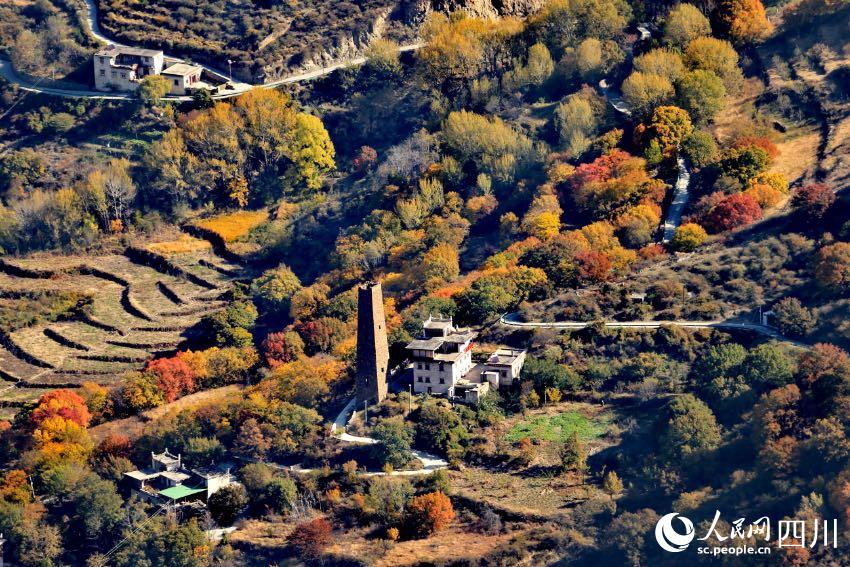 丹巴美景。李永安攝