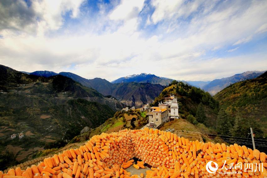 丹巴美景。李永安攝