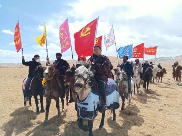 青?，斍撸厚R背宣講隊助推“1號”文件入腦走心