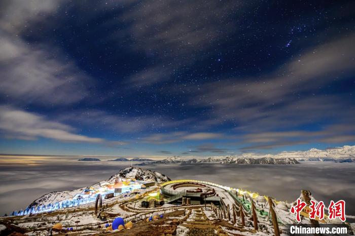 牛背山星空?！↑S業(yè)文 攝