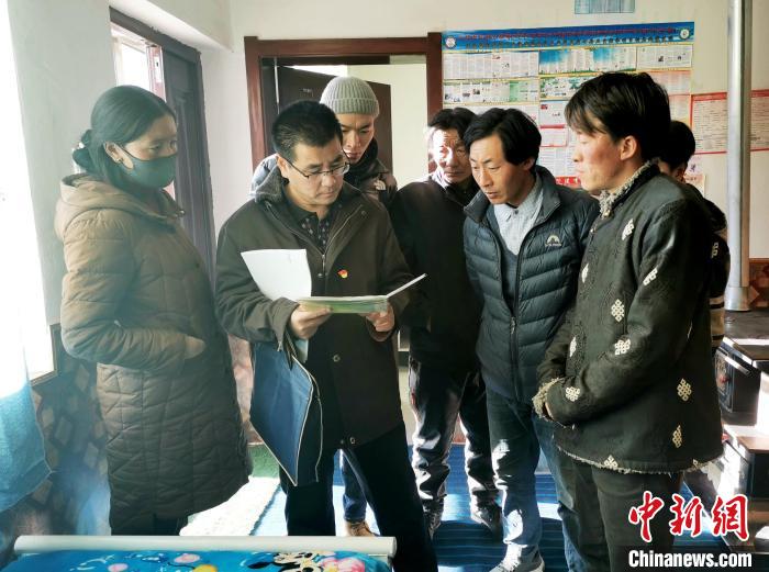 援青干部陳實(shí):在青海南部純牧業(yè)縣啃最難啃的“硬骨頭”