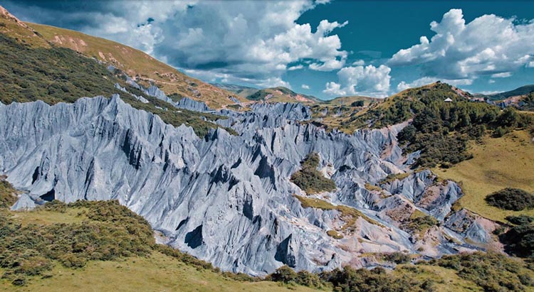道孚縣墨石公園。甘孜州文旅局供圖