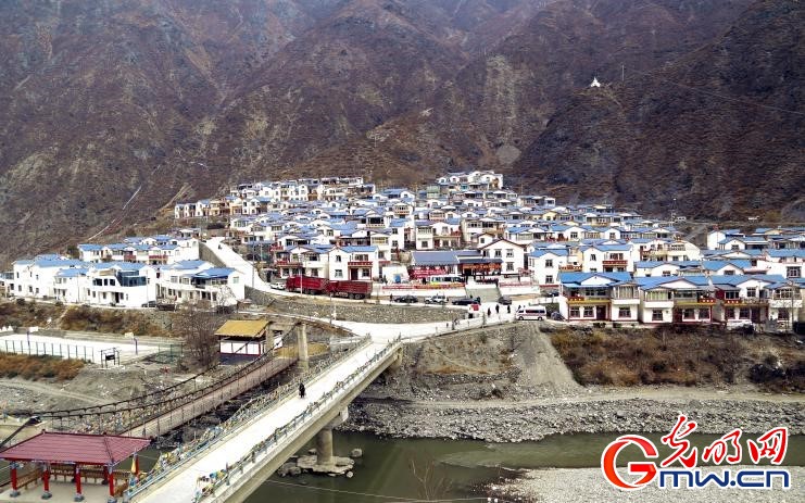 我們的家園｜黨建引領(lǐng)發(fā)展，這座高原山村“變身”別墅村