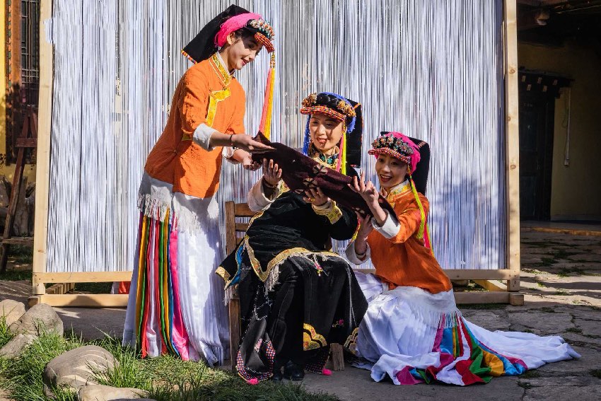 2024美人谷·丹巴梨花春賞季活動現(xiàn)場。何曦攝