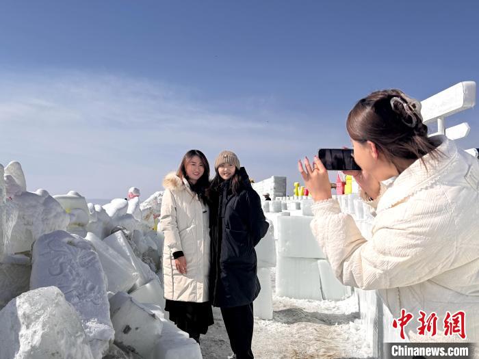 青海湖迎來(lái)生態(tài)旅游“黃金期”
