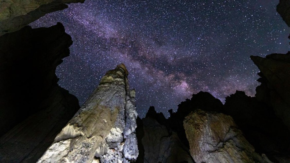 手可摘星辰。貢覺群培攝