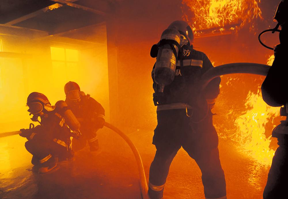 真煙真火，實(shí)戰(zhàn)演練。