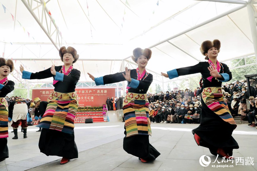 舞蹈《熱巴多吉》。人民網(wǎng) 次仁羅布攝