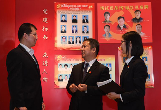 中國(guó)的民營(yíng)企業(yè)為什么要加強(qiáng)黨的建設(shè)？