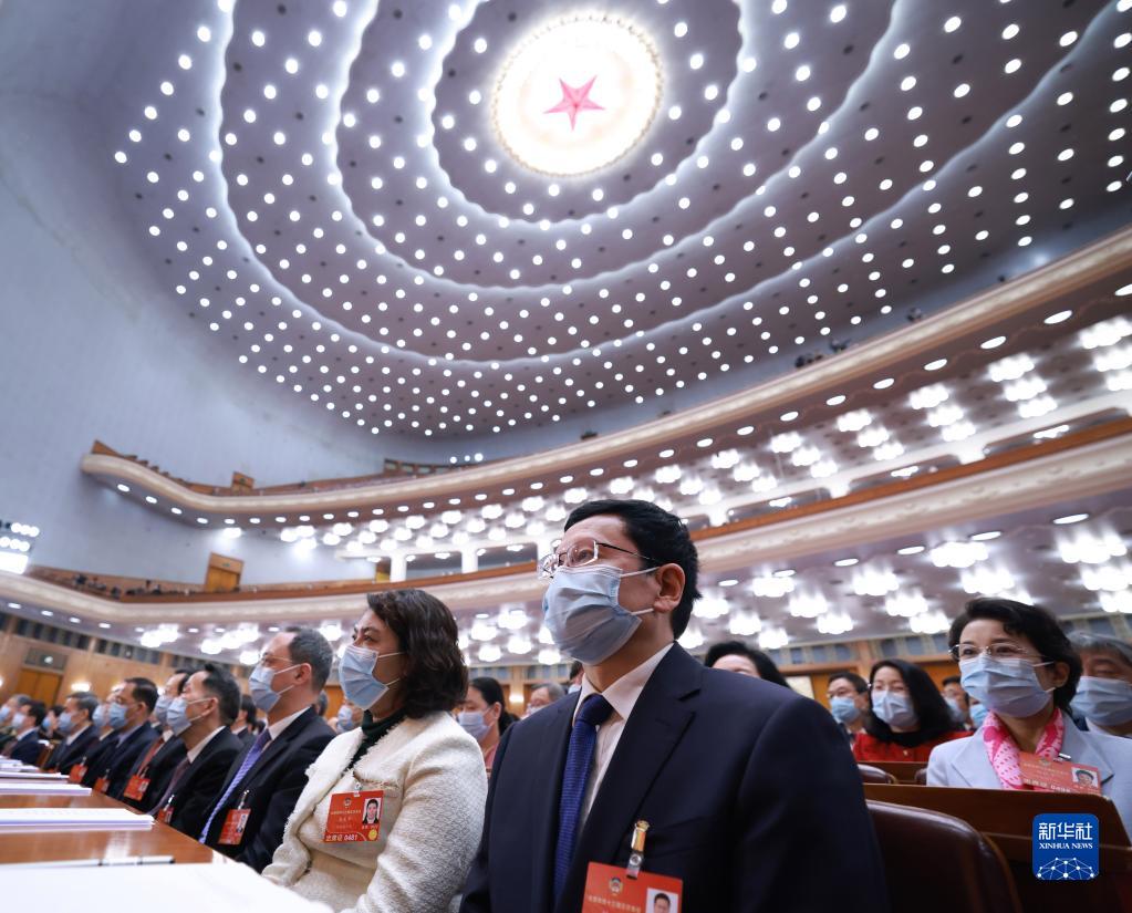 全國(guó)政協(xié)十三屆五次會(huì)議舉行閉幕會(huì)